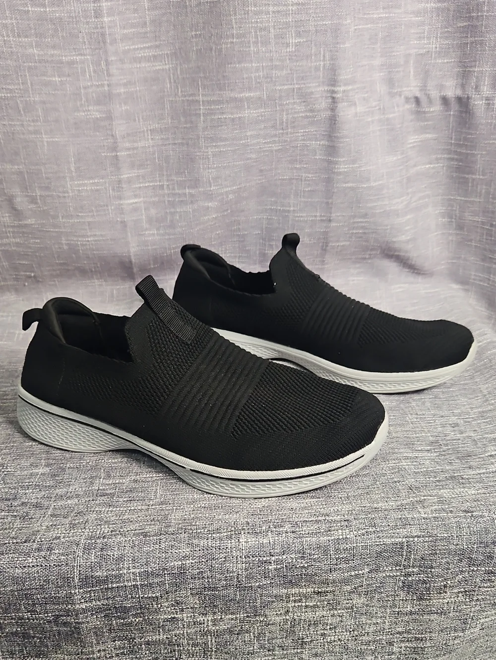 RedHead Men's Slip-On Knit Sneakers - Black and White